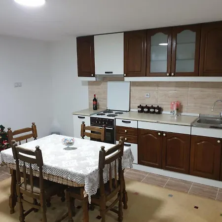 Hétvégi ház Merak Std *